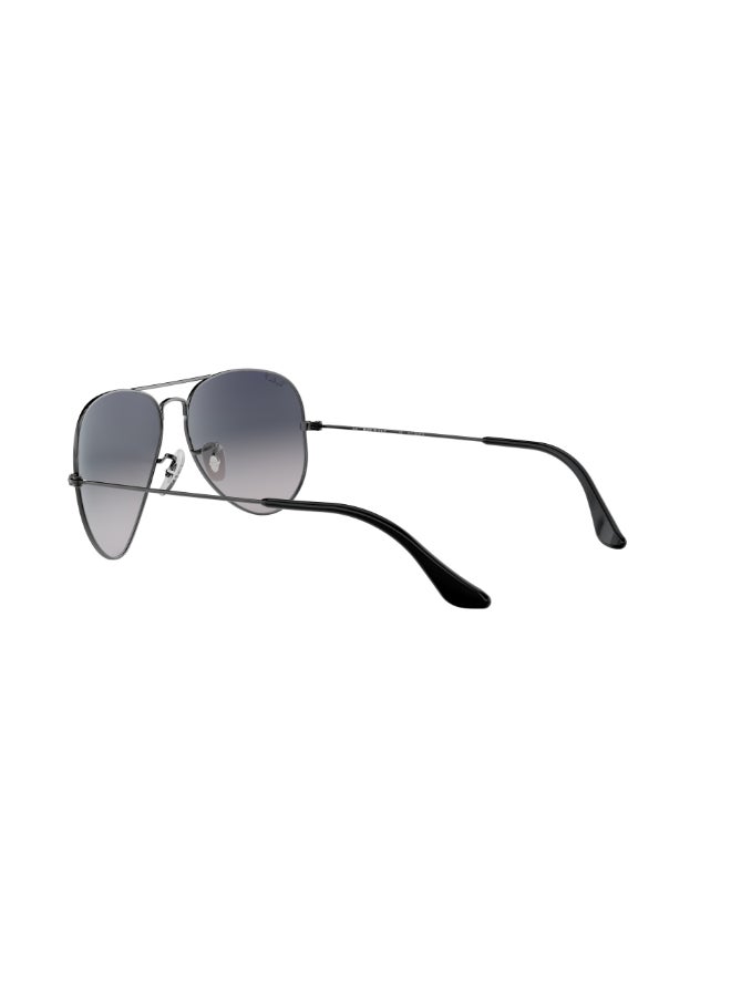 Ray-Ban RB3025 004/78 Unisex Full Rim Polarized Pilot Sunglasses - Lens Size: 62 mm  - Image 5