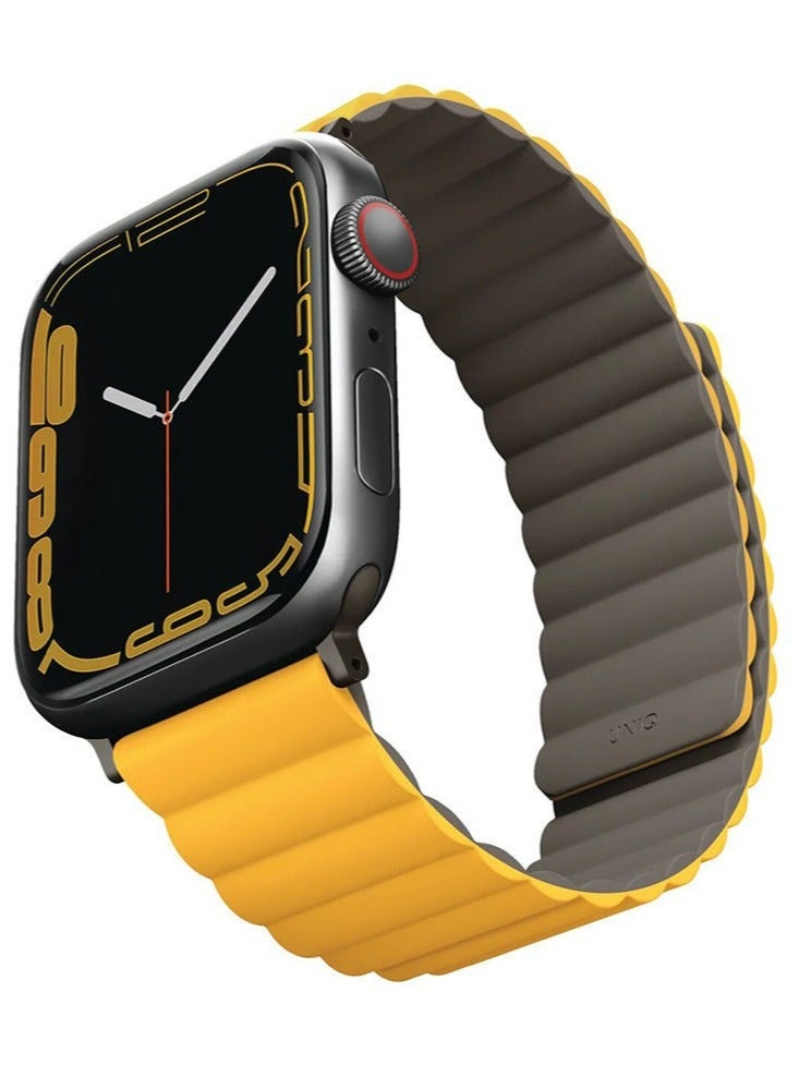 Uniq Revix Reversible Silicone Case Compatible with Apple Watch 42/44/45/49MM Mustard/Khaki - Image 2