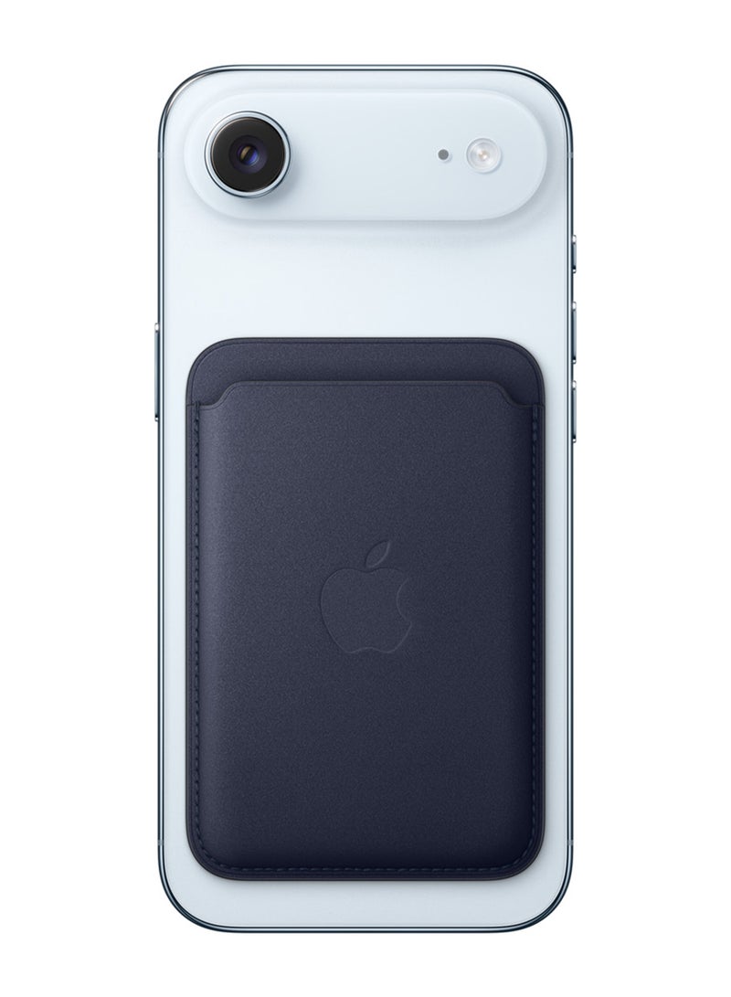 Apple iPhone FineWoven Wallet with MagSafe – Black - Image 4