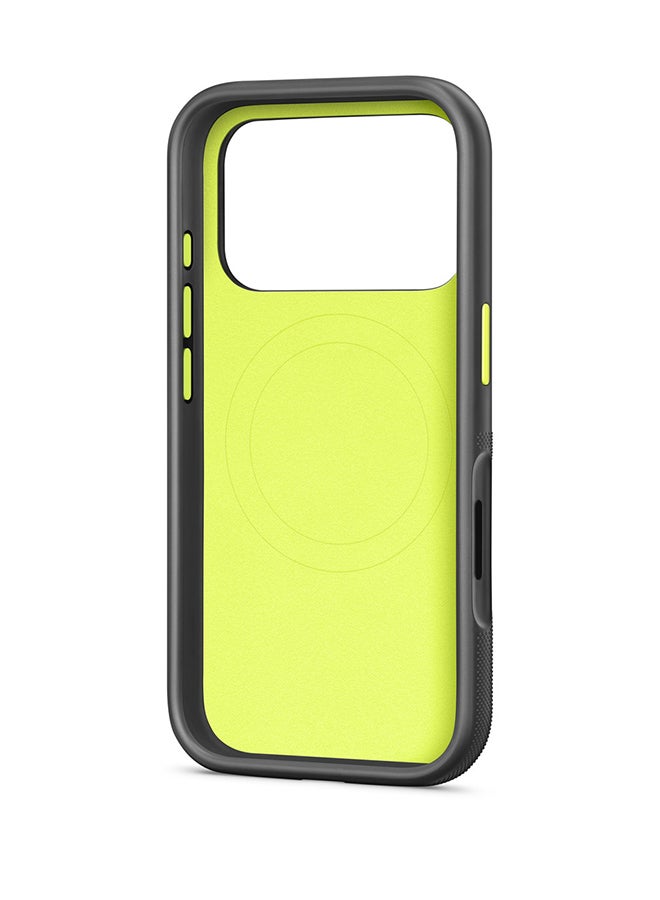 Apple Beats iPhone 17 Pro Rugged Case with MagSafe and Camera Control – Everest Black Everest Black - Image 3
