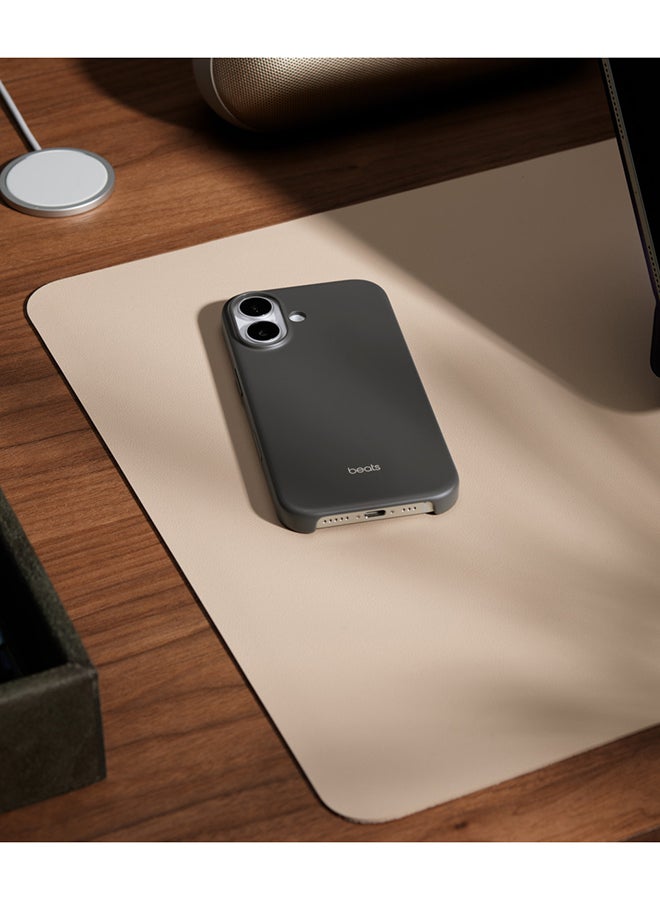 ابل  Beats iPhone 17 Case with MagSafe and Camera Control — Granite Gray Granite Gray - Image 2