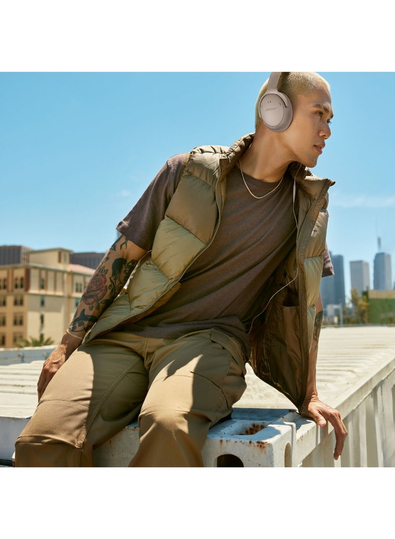 بوز سماعات رأس لاسلكية عازلة للضوضاء QuietComfort المجددة، سماعات بلوتوث فوق الأذن مع عمر بطارية يصل إلى 24 ساعة - Image 3