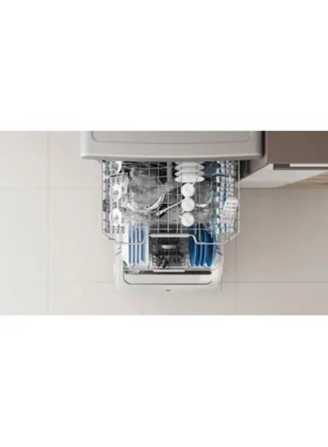 Indesit Dishwasher , 14 Persons Grey - DFO 3C23 AX DFO3C23AX silver - Image 4
