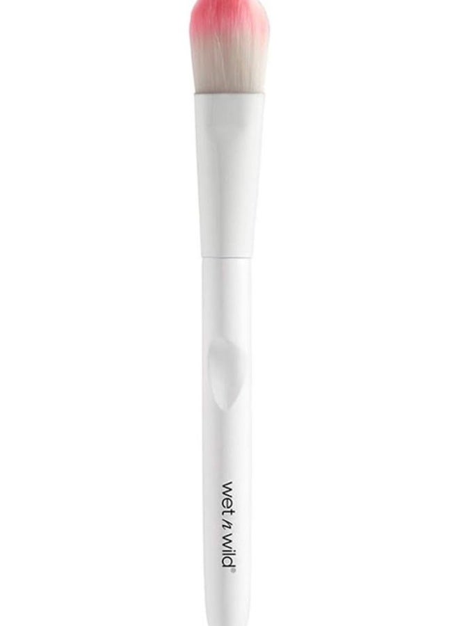 Wet N Wild Foundation Brush - Image 1