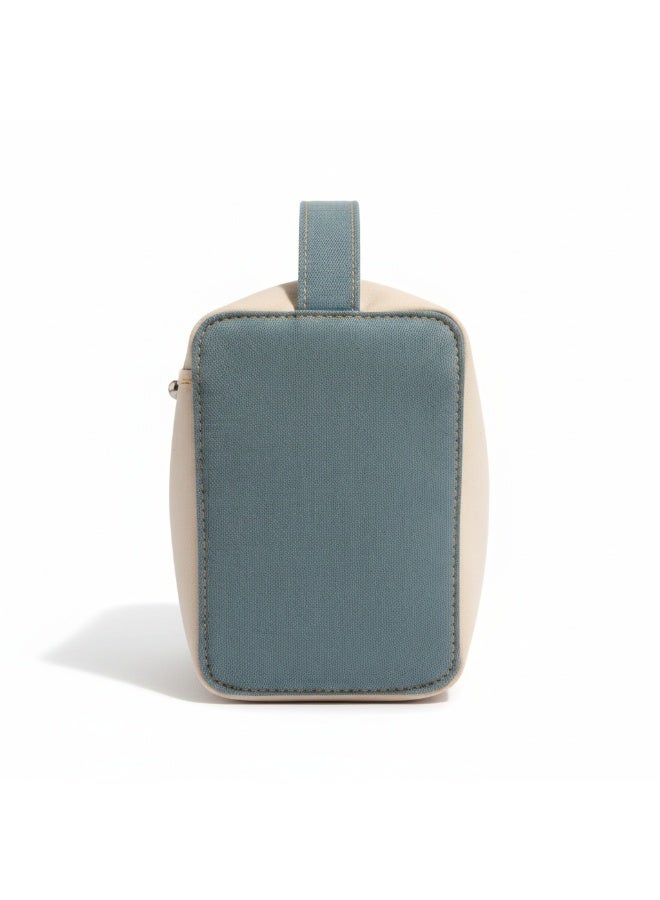 Jean Paul GAULTIER Gift set consisting of (makeup bag + two 1.5ml perfume samples) 1.5ml - Image 4