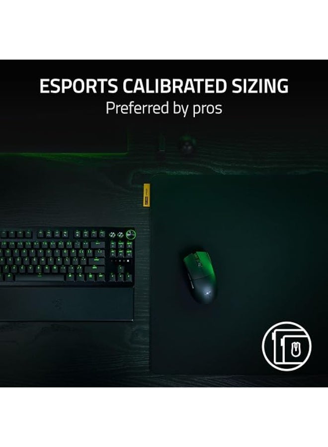 Razer Gigantus V2 Pro Soft Esports Gaming Mouse Pad (Speed) – Low Friction Cloth Surface, Tracking Accuracy, GlideCore Foam, Anti Slip Base, Low-Profile Stiched Edges – Large | RZ02-05490900-R3M1 - Image 3