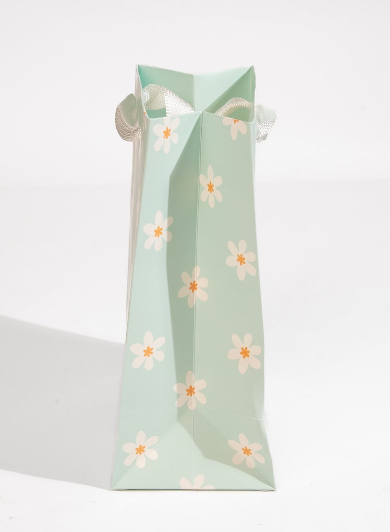 Share the Love Just for You Medium Mint Green Gift Bag – Elegant Birthday Gift Bag for Women, Girls, Kids, Friends, Wedding, Anniversary, Baby Shower, Graduation, Party Celebration, Holidays, Presents & Favors Green - Image 2
