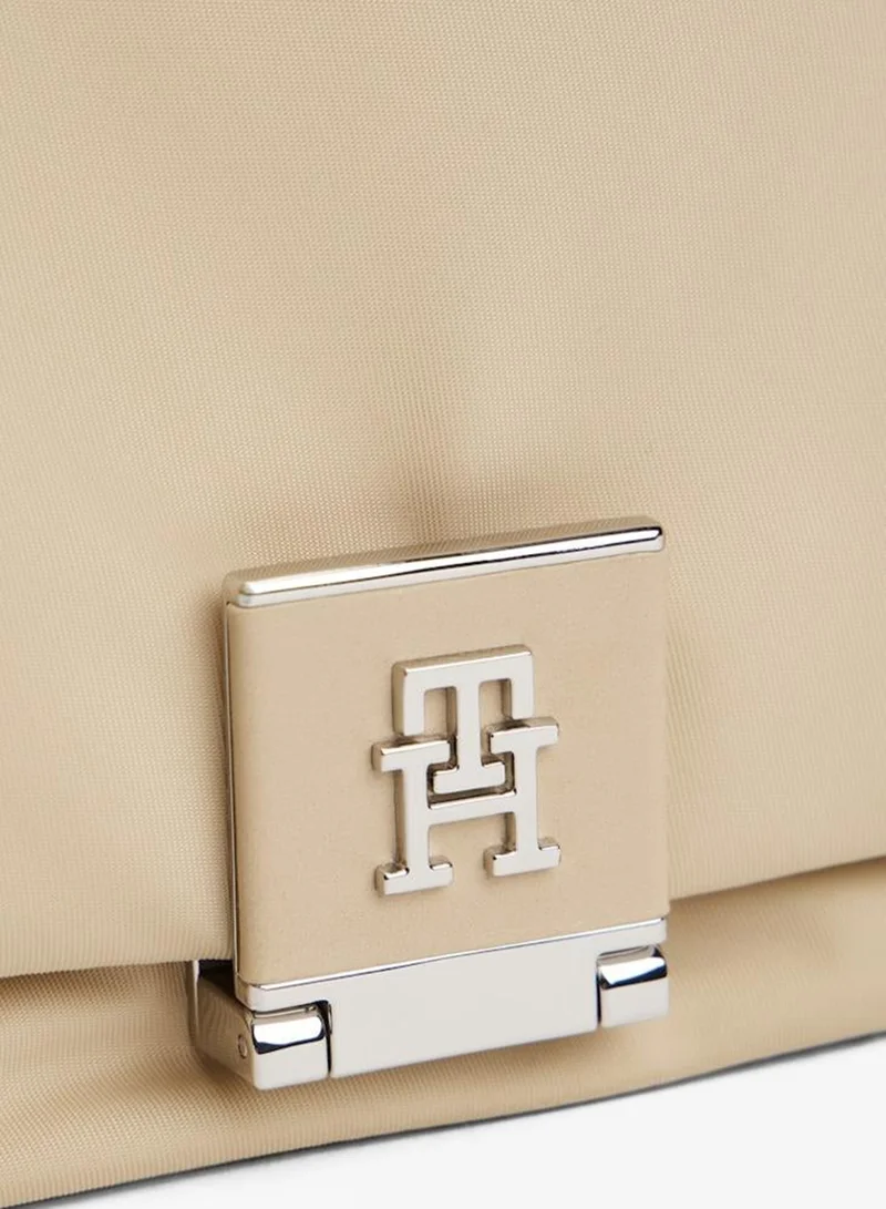 TOMMY HILFIGER Her Medium Shoulder Bag