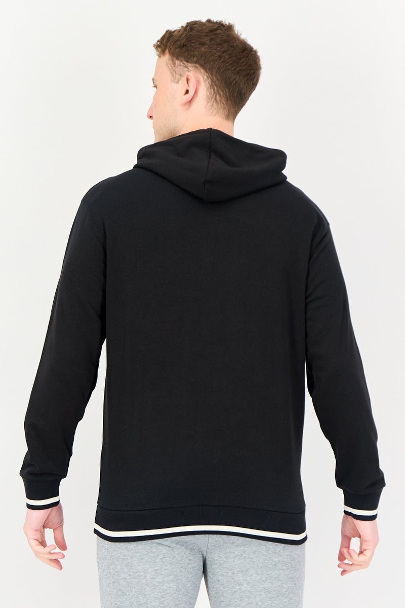 PUMA هودي رياضي للرجال بأكمام طويلة مناسب للخارج، أسود - Image 3