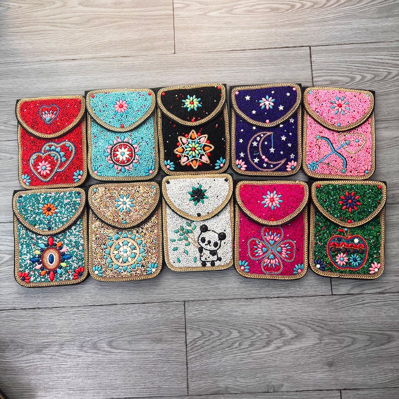 Bohemian Women'S Mobile Phone Bag Xinjiang Inner Mongolia Yunnan Tourist Souvenirs Retro Heavy Industry Rice Bead Shoulder Bag - Image 3