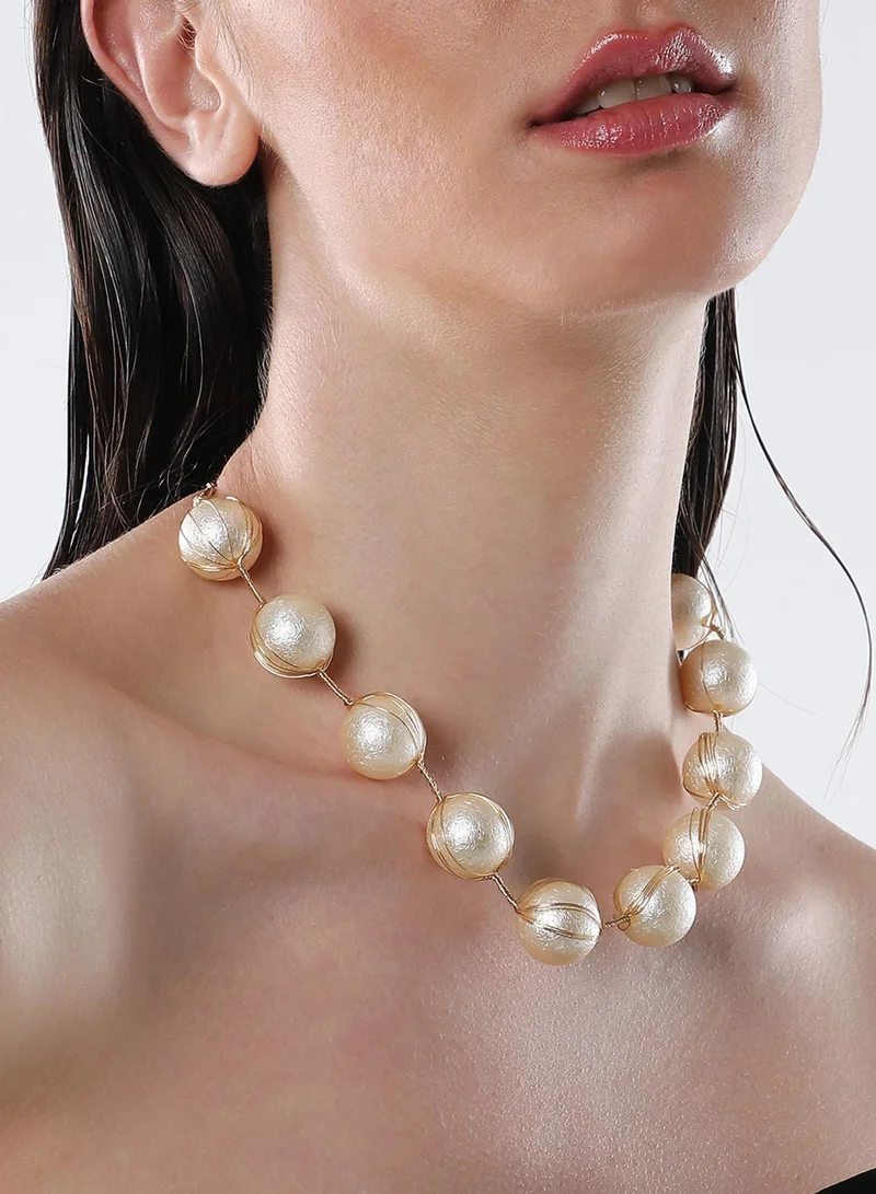 SOHI Serendipity Collar Beaded Artificial Necklace Jewellery