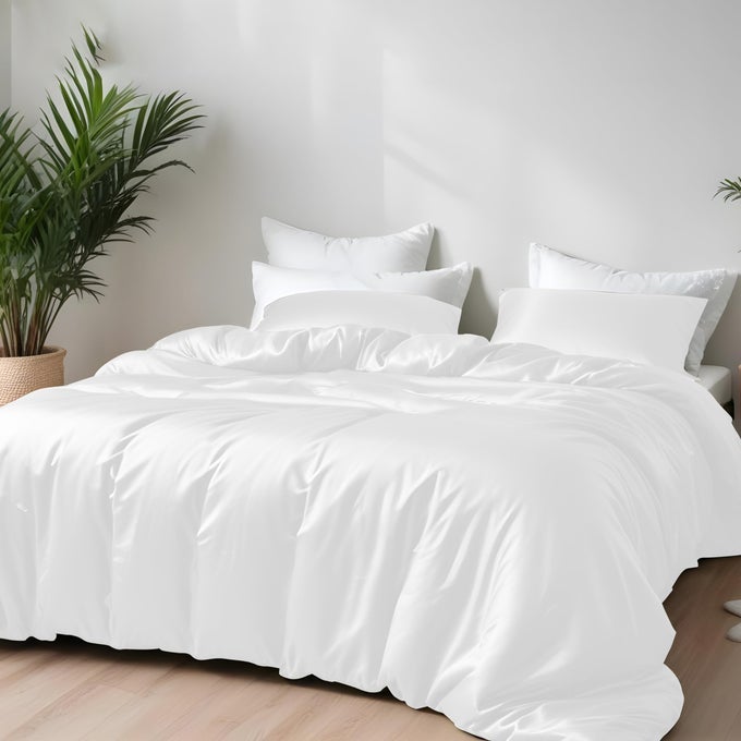 DUVET COVER SET KING SIZE VISCOSE DERIVED FROM BAMBOO SOFT BREATHABLE LIGHT WEIGHT COOLING COMFORTER COVER WITH ZIPPER CLOSURE AND CORNER TIES KING WHITE
