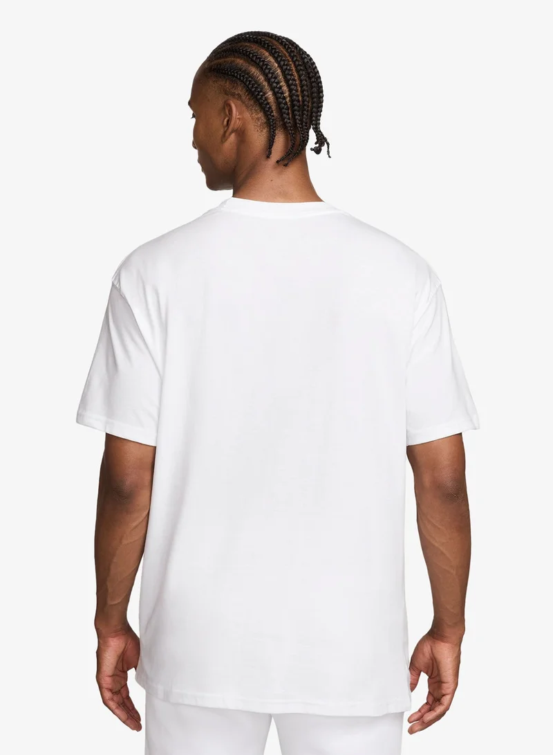 نايكي تيشيرت ان اس دبليو لايف ستايل ام داي بلس