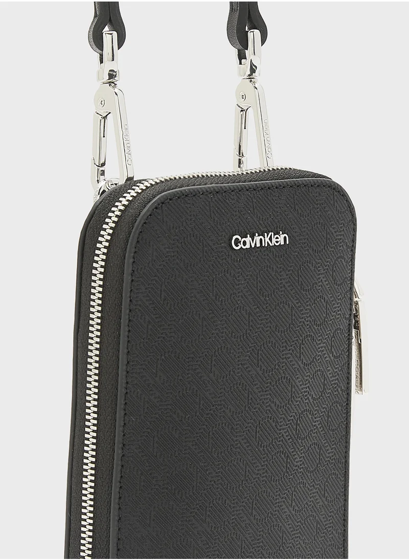 CALVIN KLEIN CROSSBODY PHONE POUCH