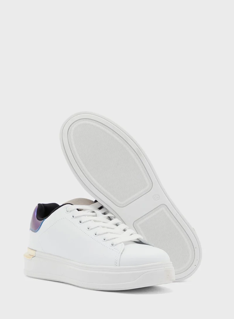 VERO MODA Milano Low Top Sneakers
