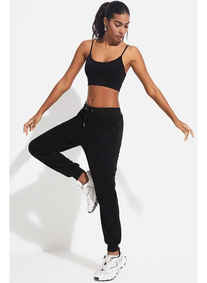 JUNE June Women Relaxed Fit Ribbed Basic Sweatpant Black