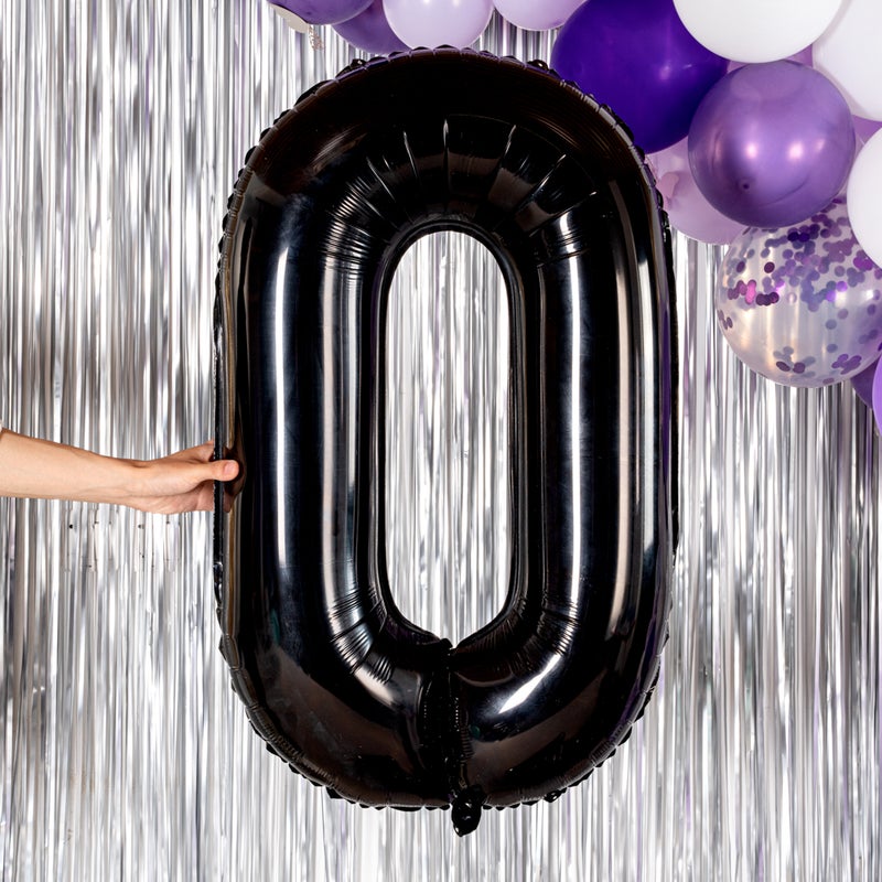 Restaurantware بالون حروف بالونيفاي 40 بوصة، بالون حفل كبير - حرف O، بالون ميرا الأسود ذاتي الإغلاق، حلقة تعليق، زينة لعيد الميلاد، الزفاف، أو التخرج - Image 5
