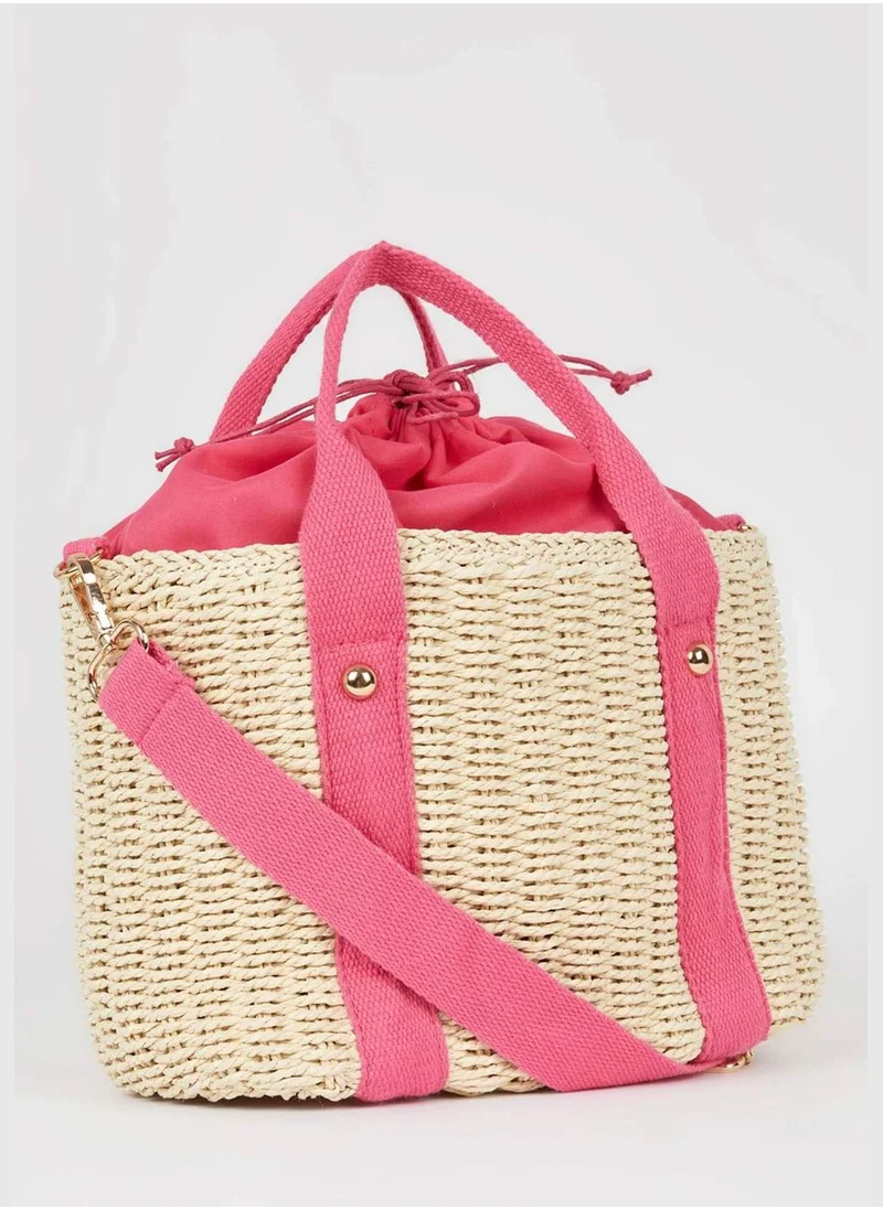 ديفاكتو Stripe Detail Straw Bag