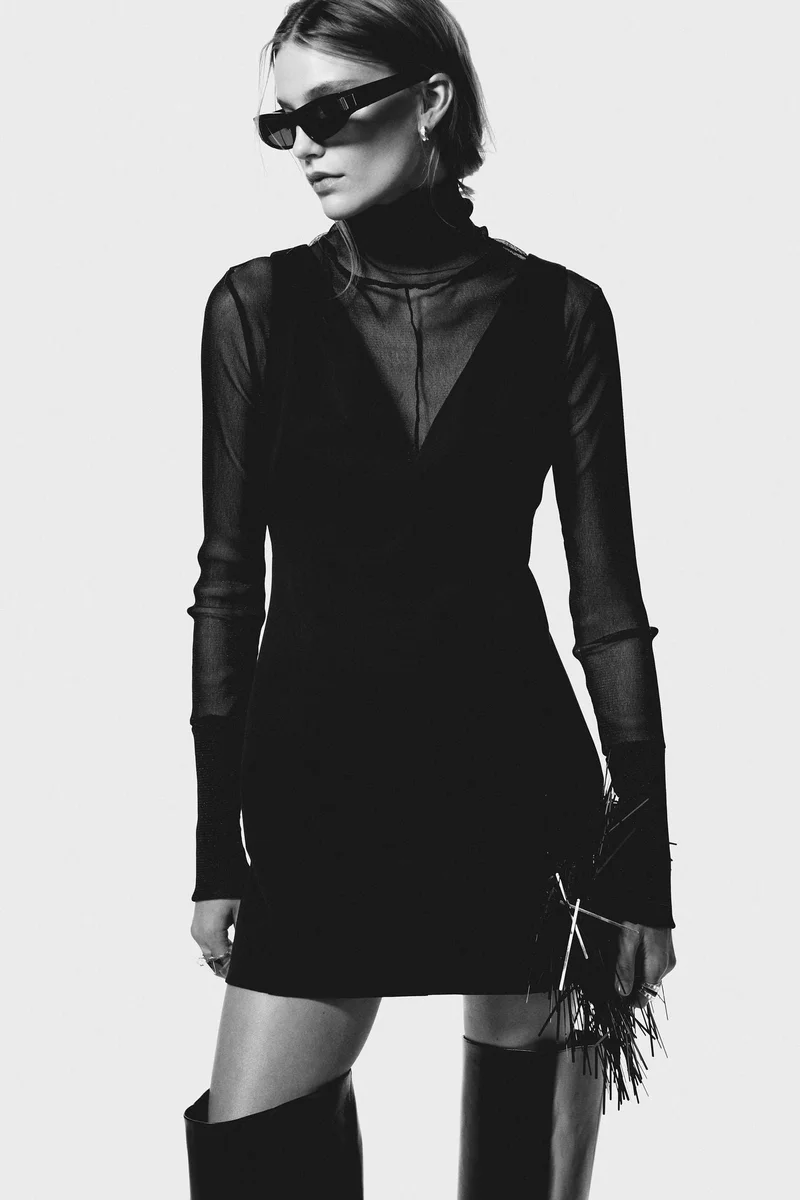 H&M V-neck waisted dress