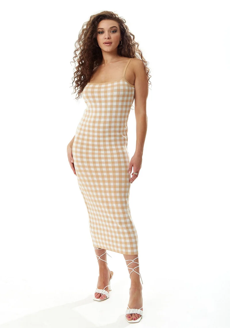 Liquorish Knitted Dress in Cream and White Check