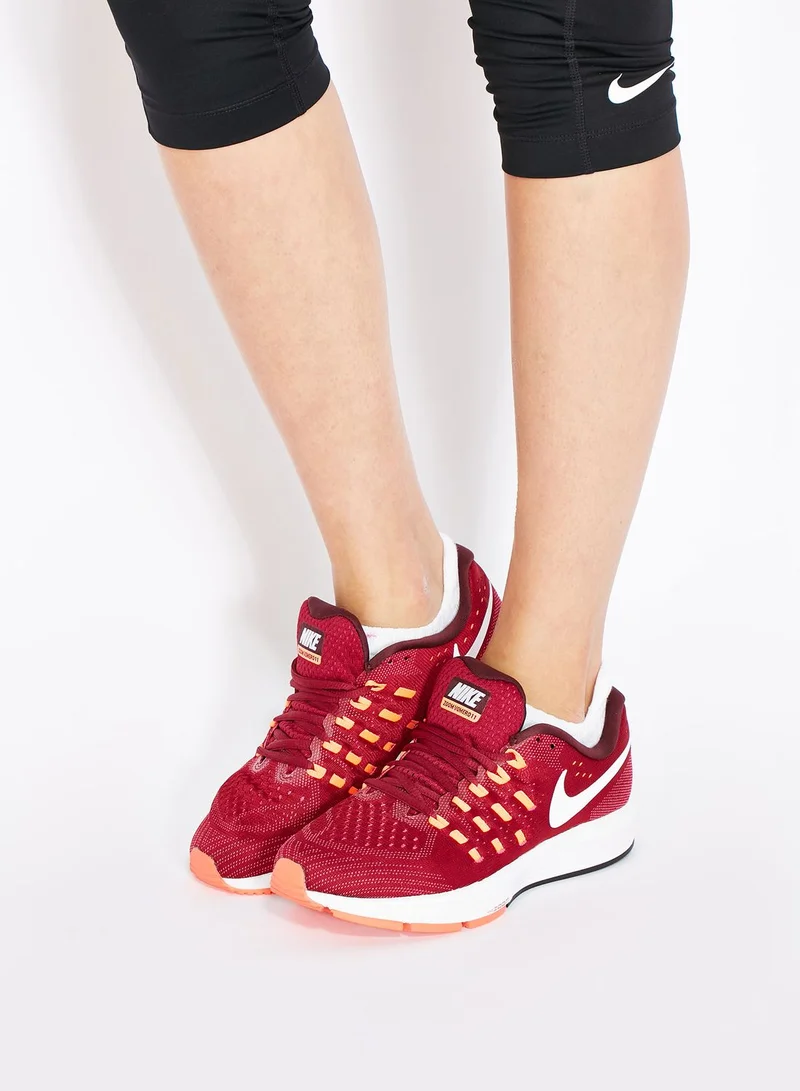 Nike Air Zoom Vomero 11
