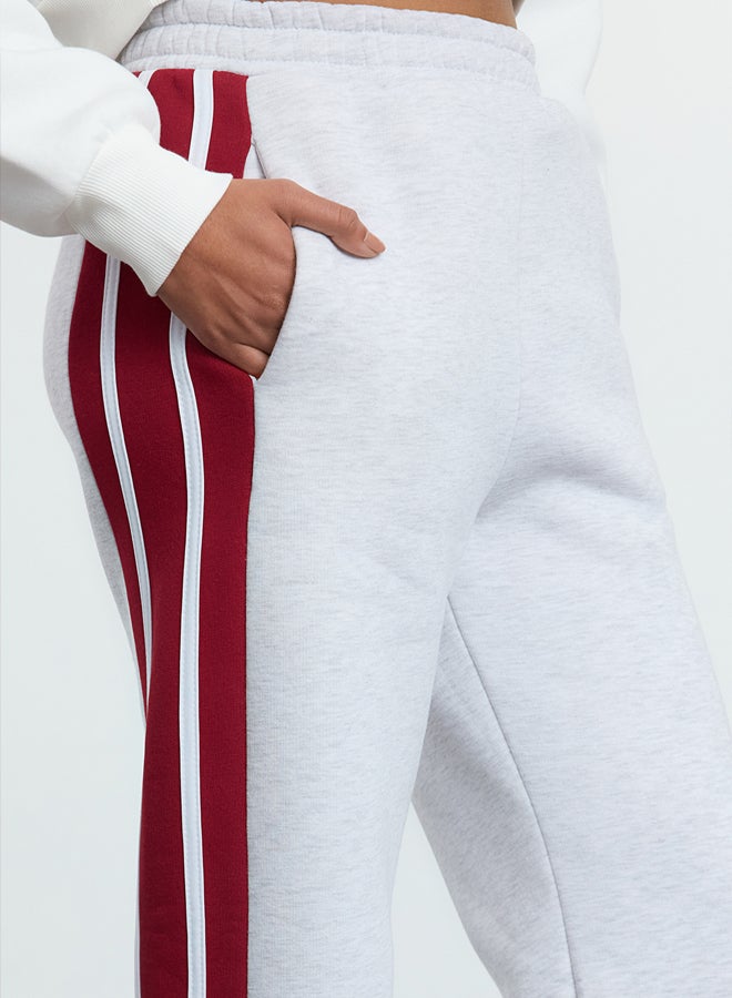 trendyol Grey Melange Stripe Detail Straight Leg Knitted Sweatpants TWOSS25EA00002  - Image 3