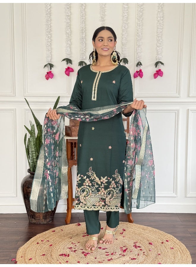 piludi Embroidered Green Kurta Set for Women - Image 5