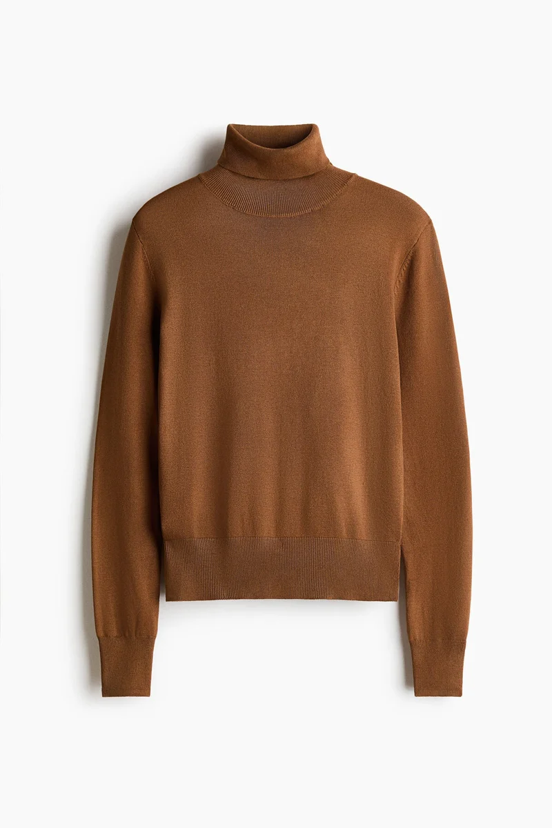 Polo-neck jumper
