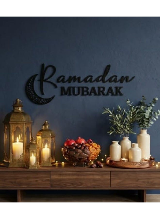 ديكور حائط "رمضان مبارك" باللون الأسود، بتصميم هلال، وبطابع الاحتفال بالمناسبات الإسلامية. - Image 3