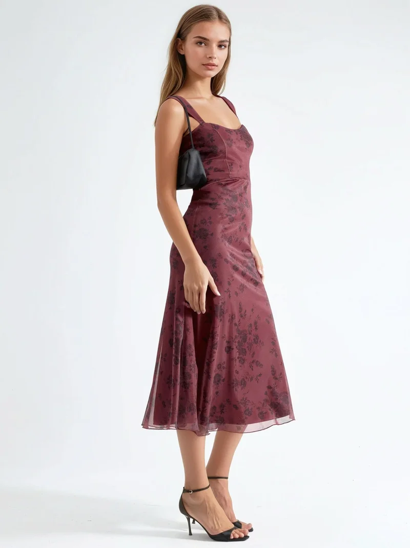 هيكاب Flowering Heart Collar Midi Dress