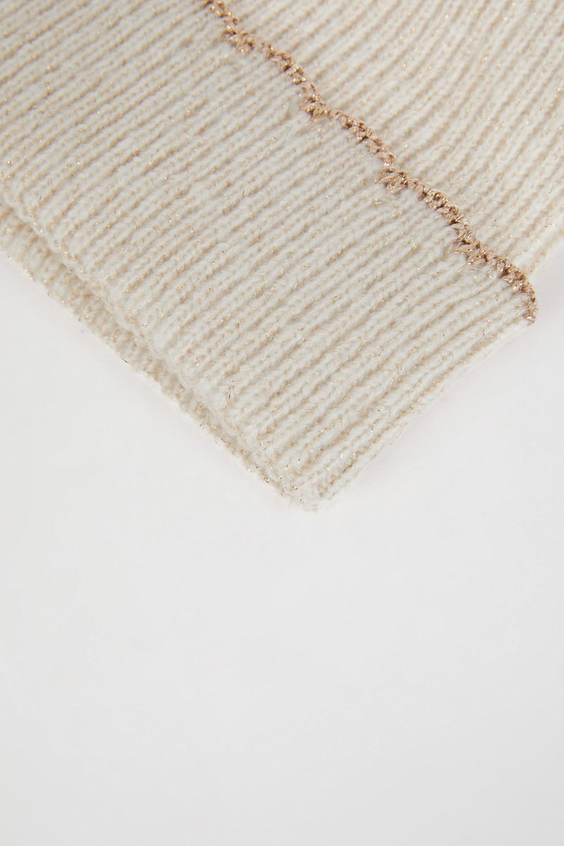 DeFacto Woman Basic Knit Beanie  - Image 4