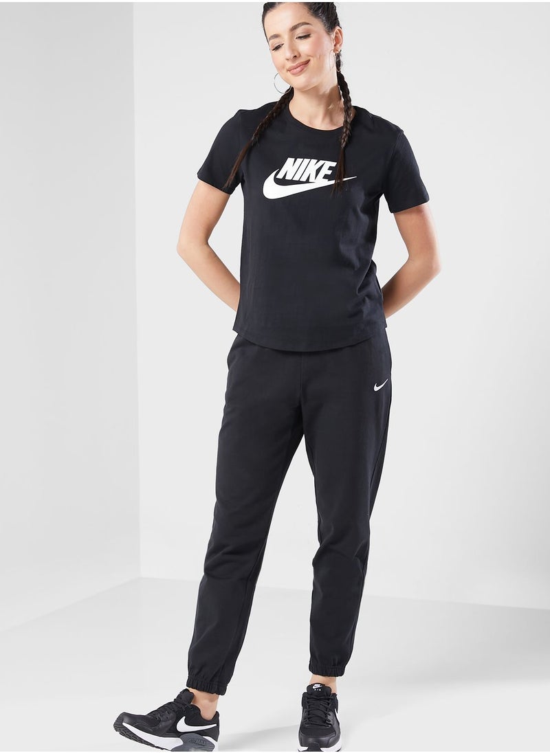 Nike - Nsw Essential Icon Futura T-Shirt - Image 1