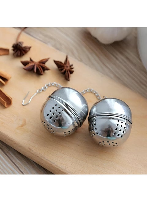 Premium Tea Strainer - Circular Design With Fine Mesh For Optimal Filtration, Ensuring A Rich And Flavorful Tea Experience Without Any Leaves In Your Cup.