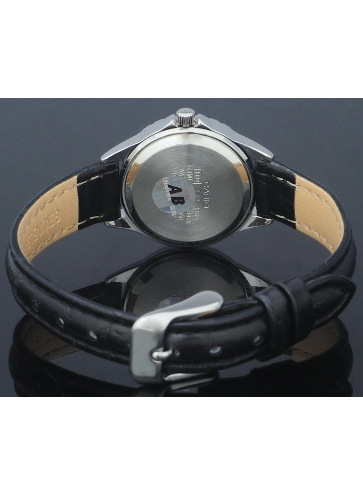 كاسيو ساعة كاسيو نسائية تناظرية بسوار من الجلد الطبيعي LTP-1360L-1AV - Image 4