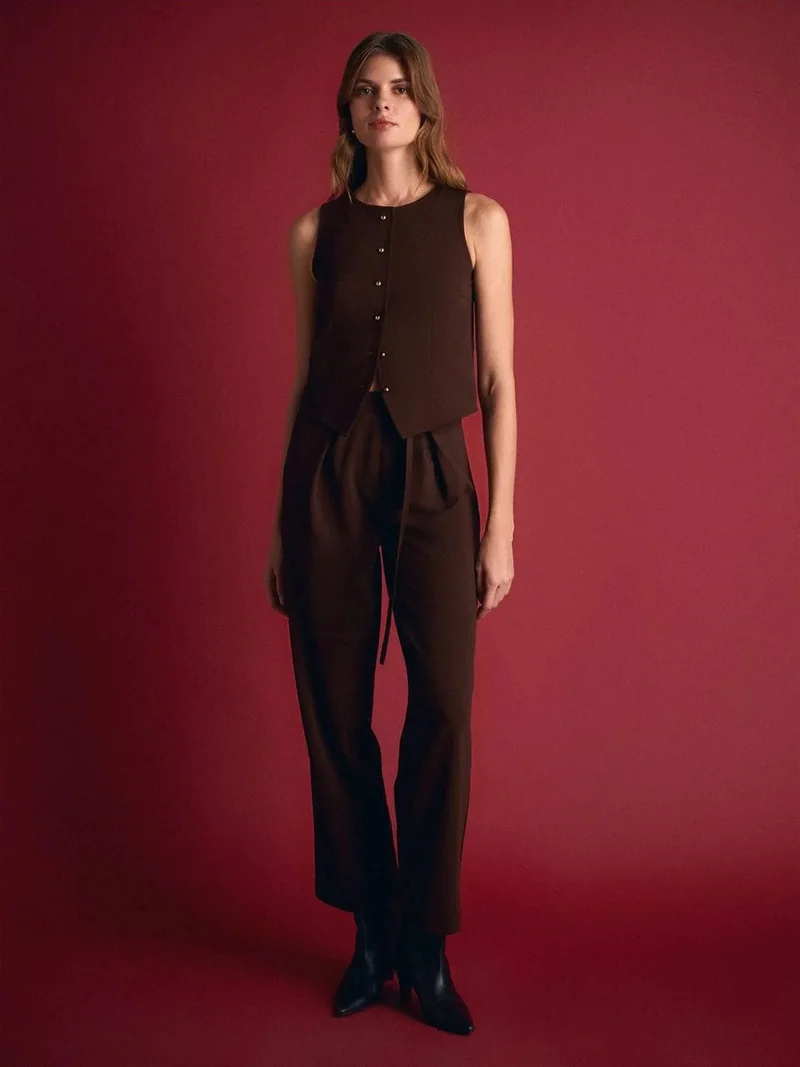 ديلفين Dilvin High-Waist Wide-Leg Crepe Trousers