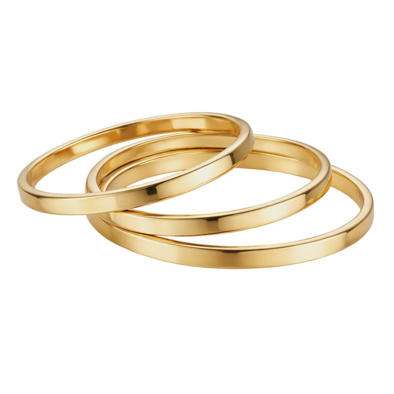 طقم ثلاث غوايش ذهبية أنيقة، مصنوع من الستانلس ستيل المقاوم للصدأ، بتصميم كلاسيكي ناعم ولمعة تدوم. مثالية للإطلالات اليومية والمناسبات. - Image 1