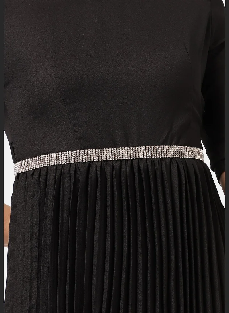 Haute Sauce Casual Textured Metal Waist Belt For Women