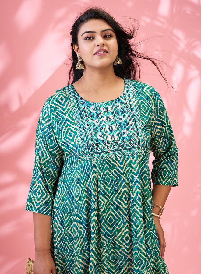 جلو باص كورتا بمقاس كبير وطبعة هندسية - Image 5