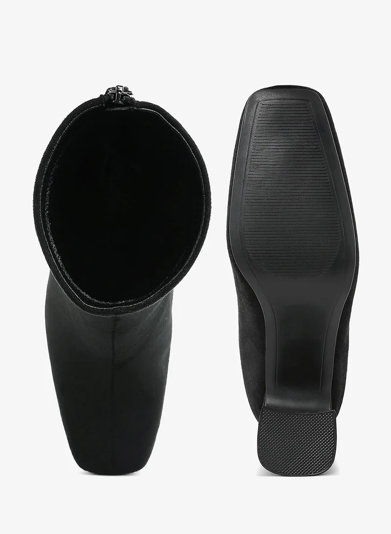 لندن راج حذاء للكاحل من الألياف الدقيقة بمقدمة مربعة باللون الأسود