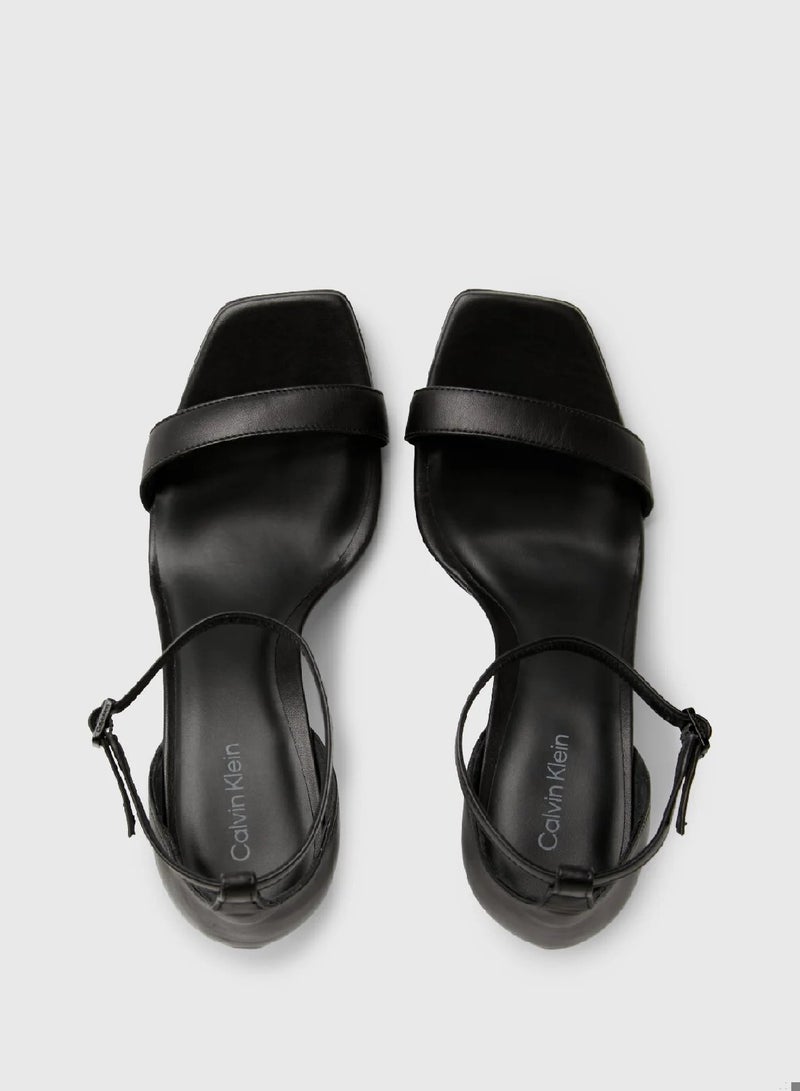 كالفن كلاين صندل من الجلد بكعب عالي رفيع - Image 3