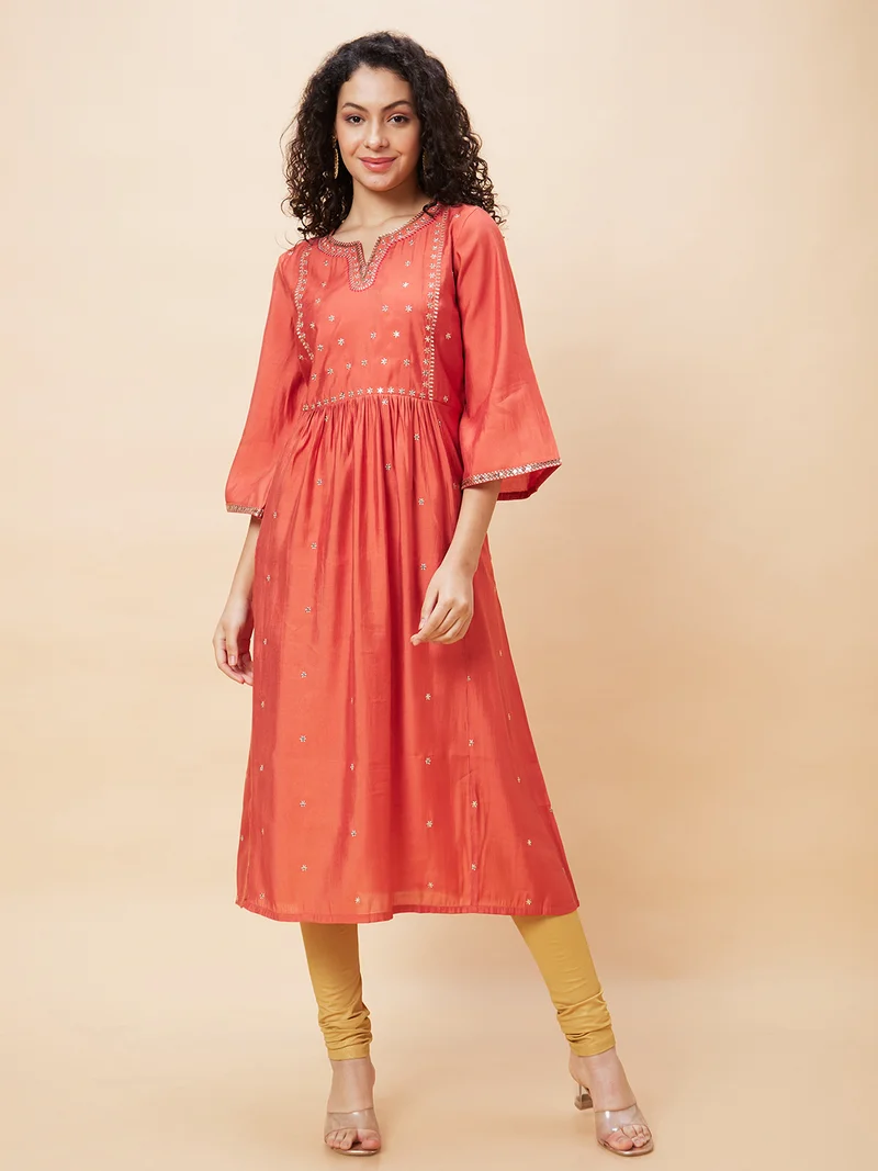globus Women Floral Embroidered Flared Sleeves Kurta
