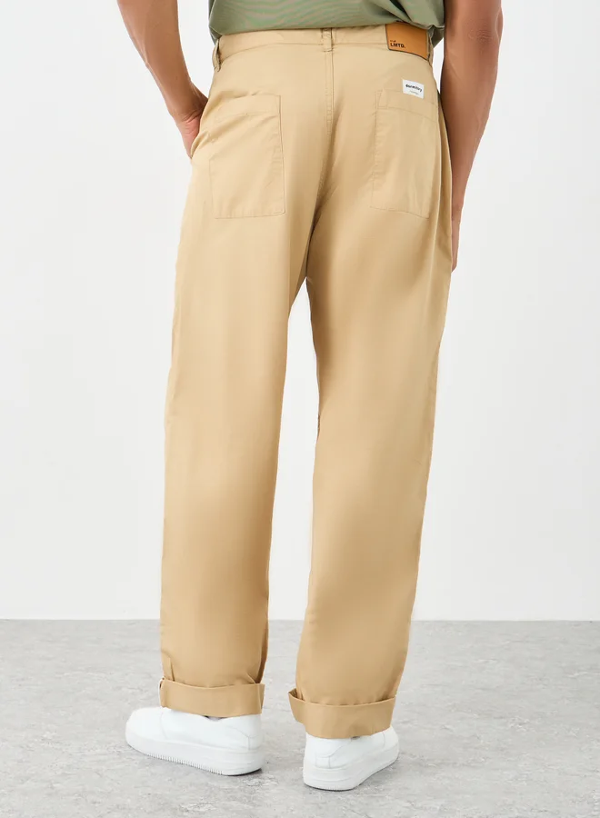 Styli Styli Men Oversized Trousers with Turn-Up Detail Hem