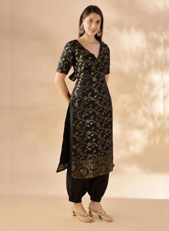 Abhishti Cotton zari baswada Kurta Set with Back Cut-out and tie-up