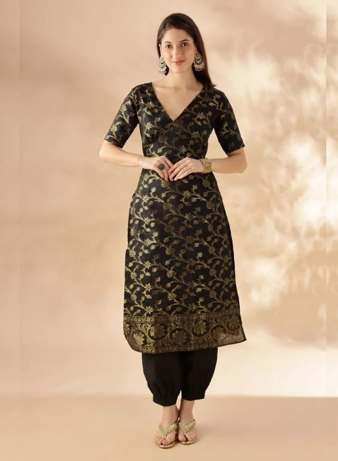 Abhishti Cotton zari baswada Kurta Set with Back Cut-out and tie-up