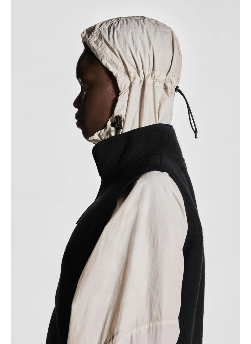 H&M Teddy sports gilet