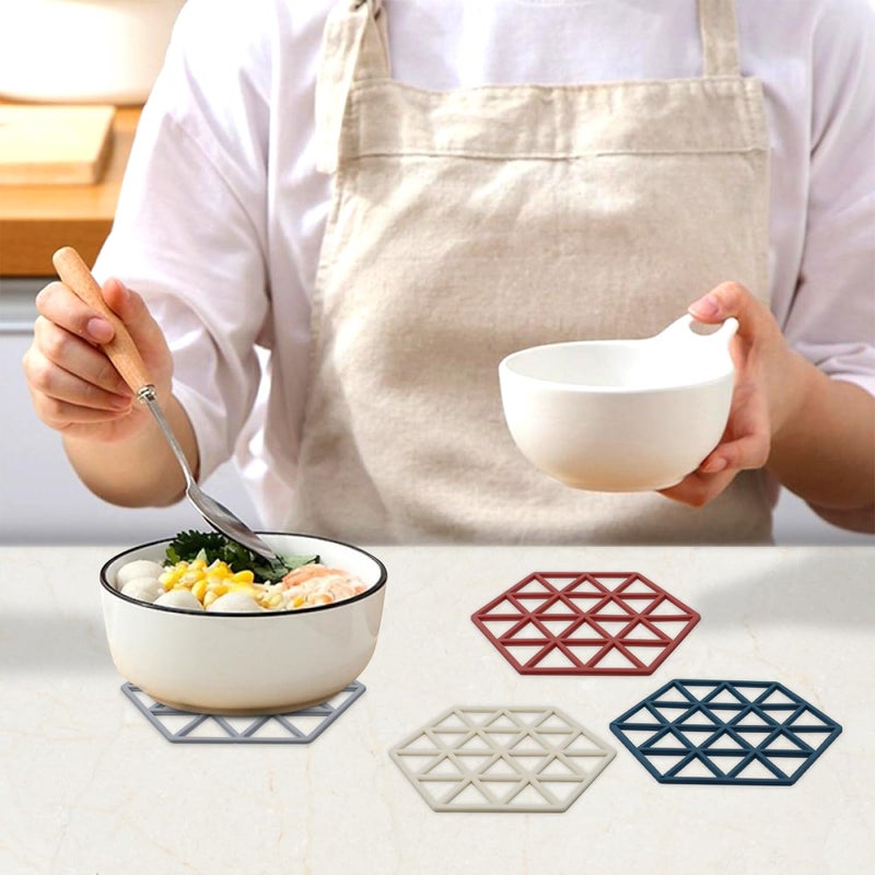 NFI essentials Pack of 4 Trivet Mats, Non-Slip Silicone Placemat for Bowl Dishes Heat Insulation Pad for Hot Pot & Pans Holders Tea Coasters Table Mat Heat-Resistant - Image 4