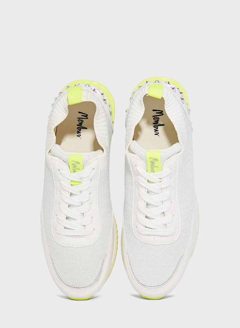 منبور Lace Up Low Top Sneakers