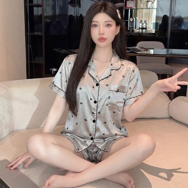 Simple and Sweet Love-Printed New Style Imitation Silk Pajamas for Women, Short-Sleeved Shorts, Cardigan, Home Wear, Can Be Worn Outside as a Set - Image 4