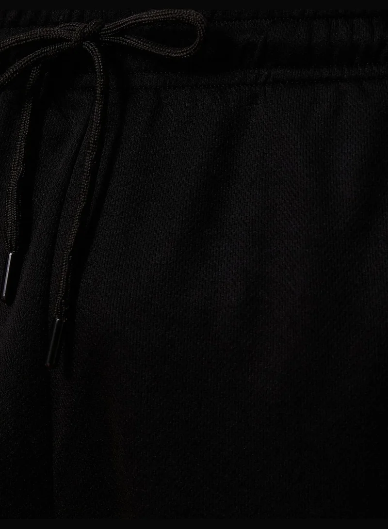 كوتون Basic Sport Shorts Drawstring Pocket Detailed Slogan Printed