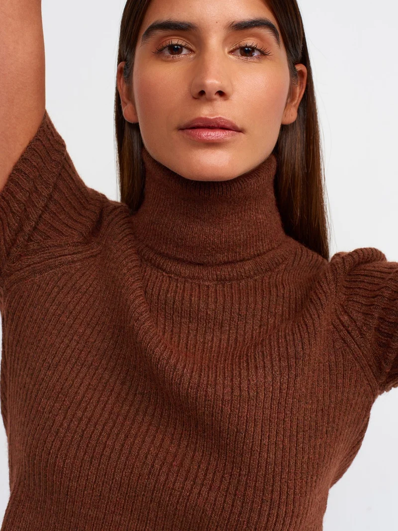 ديلفين 10487 Full Turtleneck Ribbed Short Sleeve Crop Sweater-Light Brown
